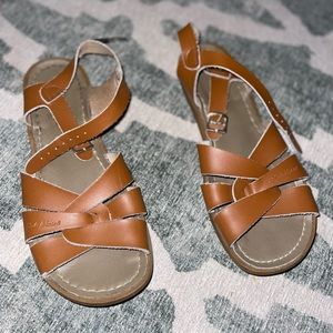 Women’s saltwater sandals